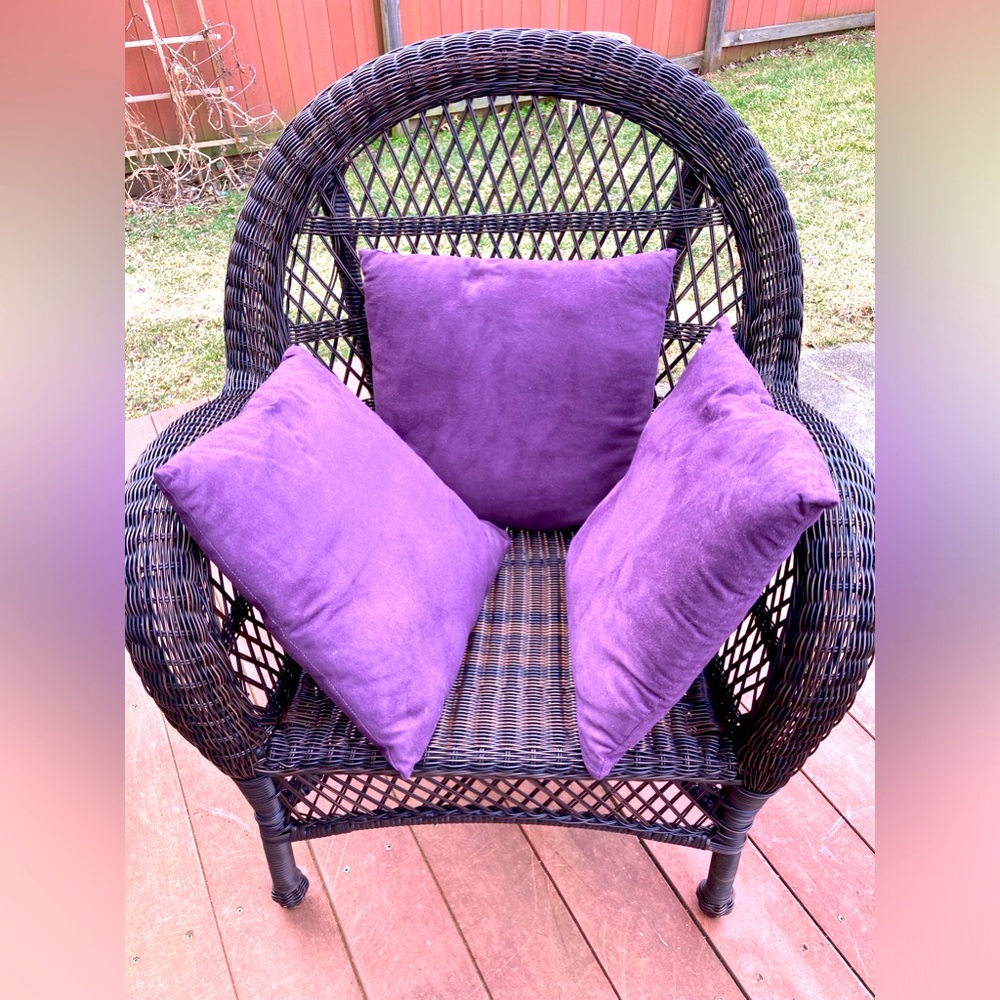 3 Plum Decorative Throw Pillows, EC